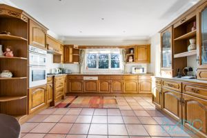 Photo 26- click for photo gallery